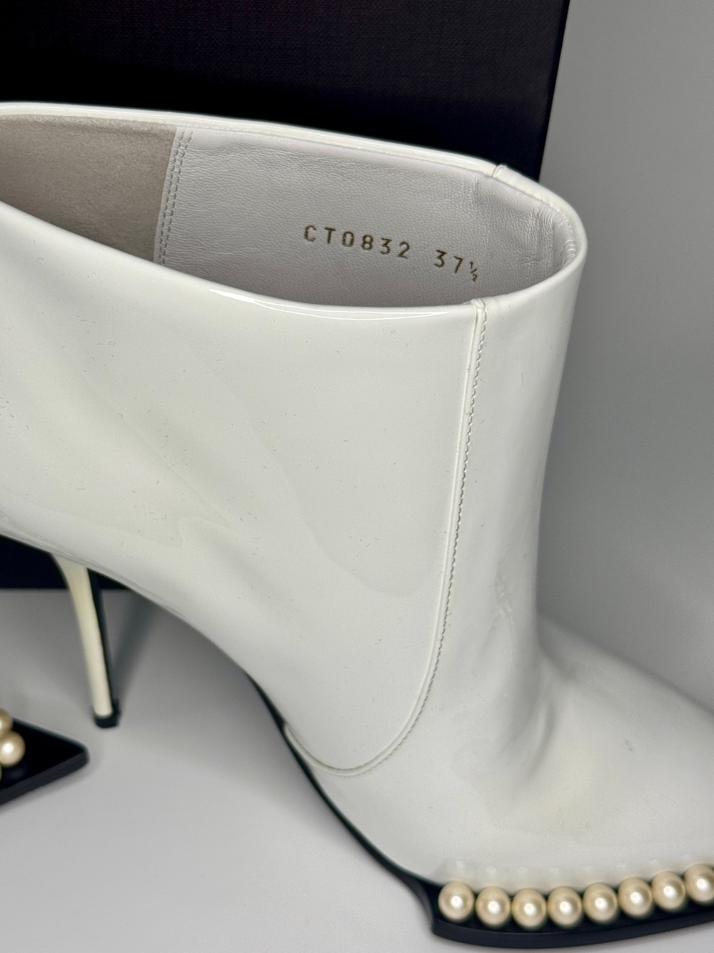 NWT Dolce & Gabbana White Patent Pearl-Trim Stiletto Ankle Boots NIB Authentic - Picture 8 of 16